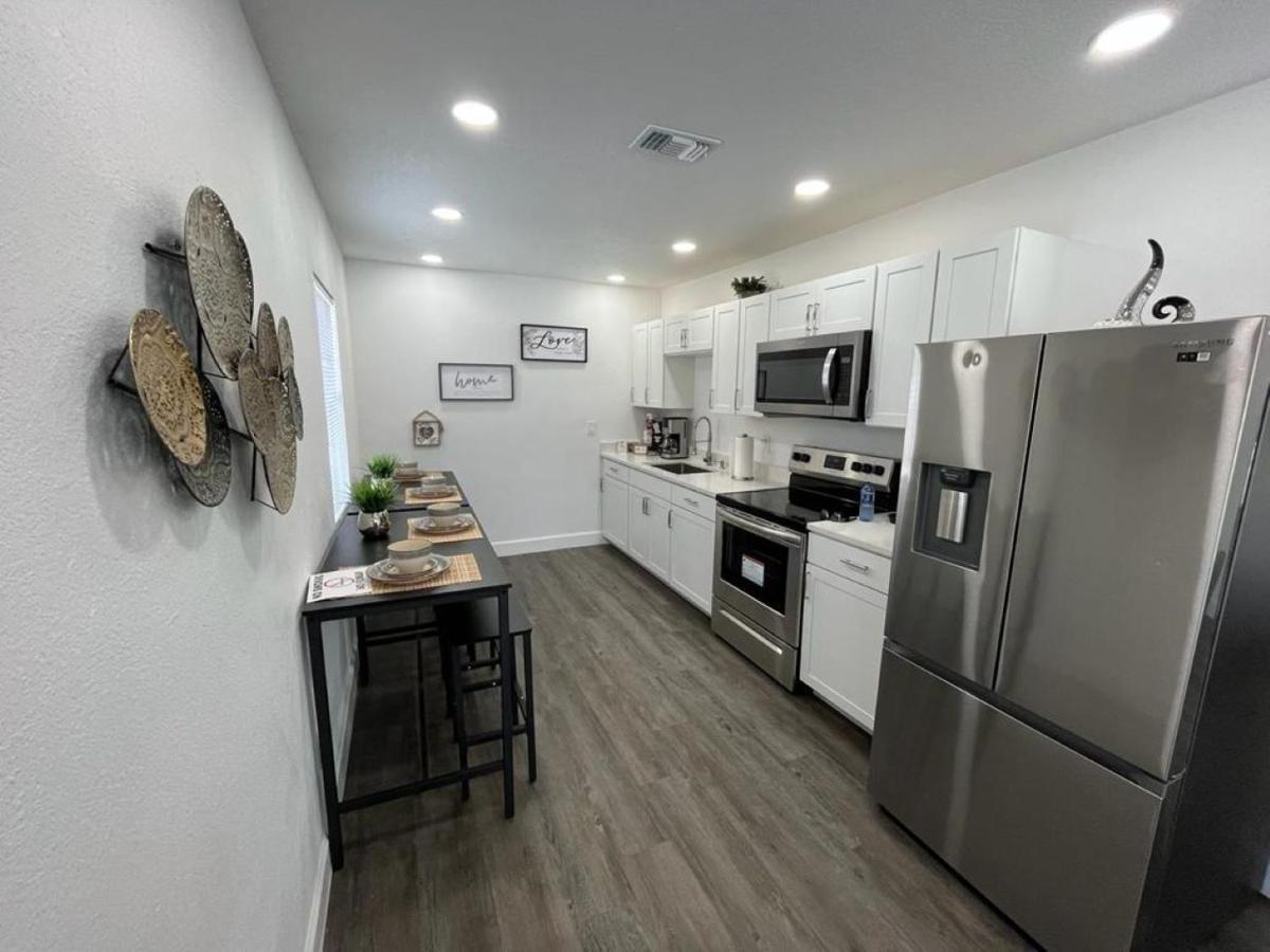 Incredible Comfortable Apartments Near The Airport And Beaches Tampa Ngoại thất bức ảnh